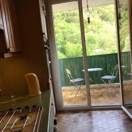 Les Eaux Chaudes Apartment